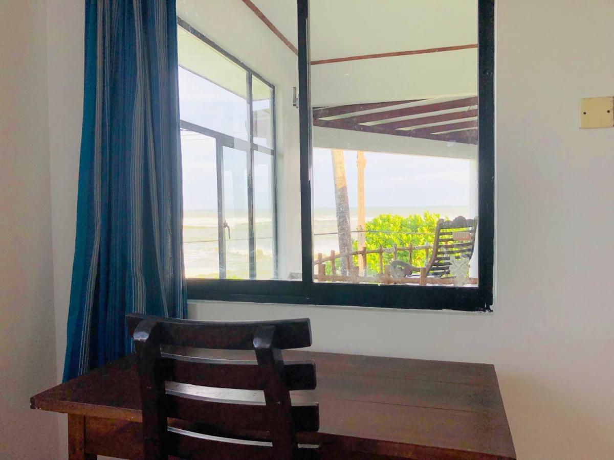 Surfers Paradise Weligama Exterior photo